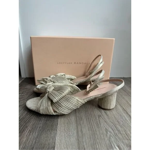 Loeffler Randall Dahlia Platinum Pleated Bow Heel Size 8.5 $450 - Picture 10 of 15